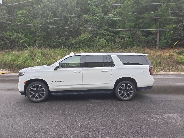 Used 2023 Chevrolet Suburban RST w/ Luxury Package RWD image 5