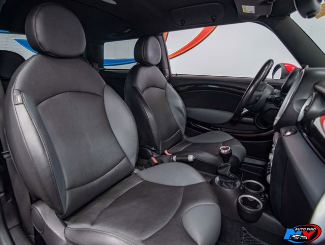 Used 2009 MINI Cooper John Cooper Works image 19
