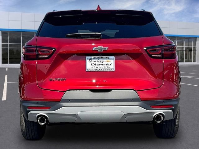 New 2026 Chevrolet Blazer LT w/ Midnight/Sport Edition FWD image 4