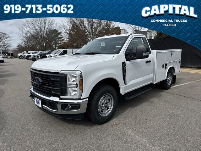 New 2026 Ford F250 XL w/ XL Chrome Package image 4