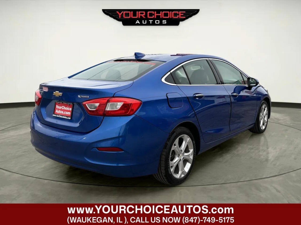Used 2017 Chevrolet Cruze Premier FWD image 5
