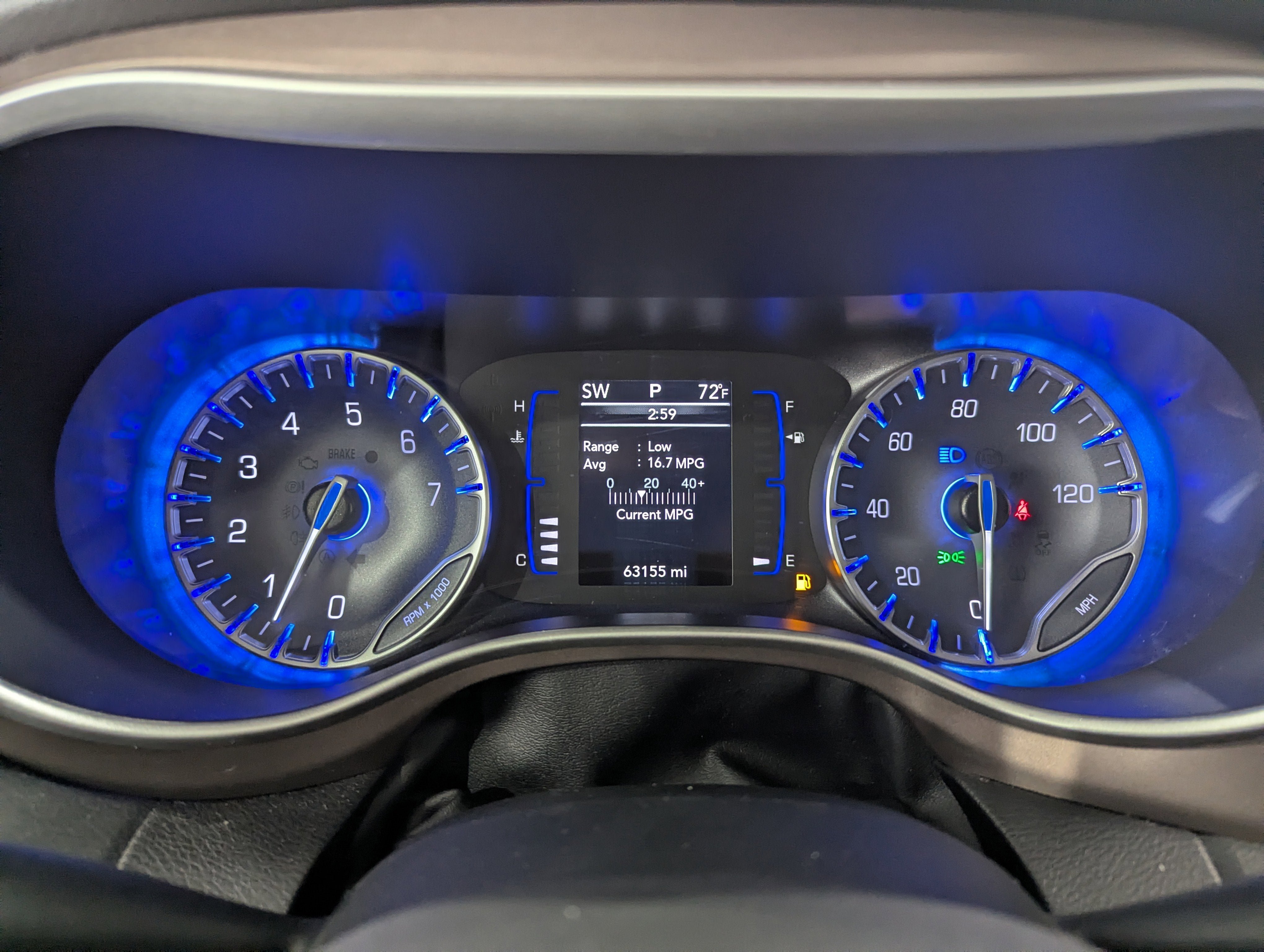 Used 2023 Chrysler Voyager LX FWD image 20