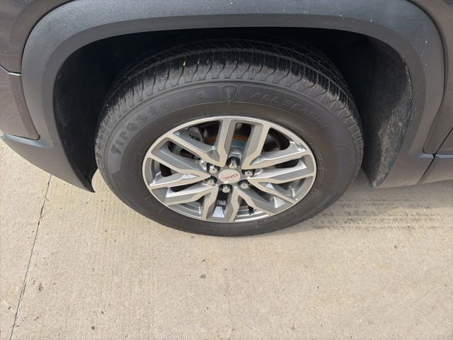 Used 2017 GMC Acadia SLE w/ Driver Alert Package I image 10