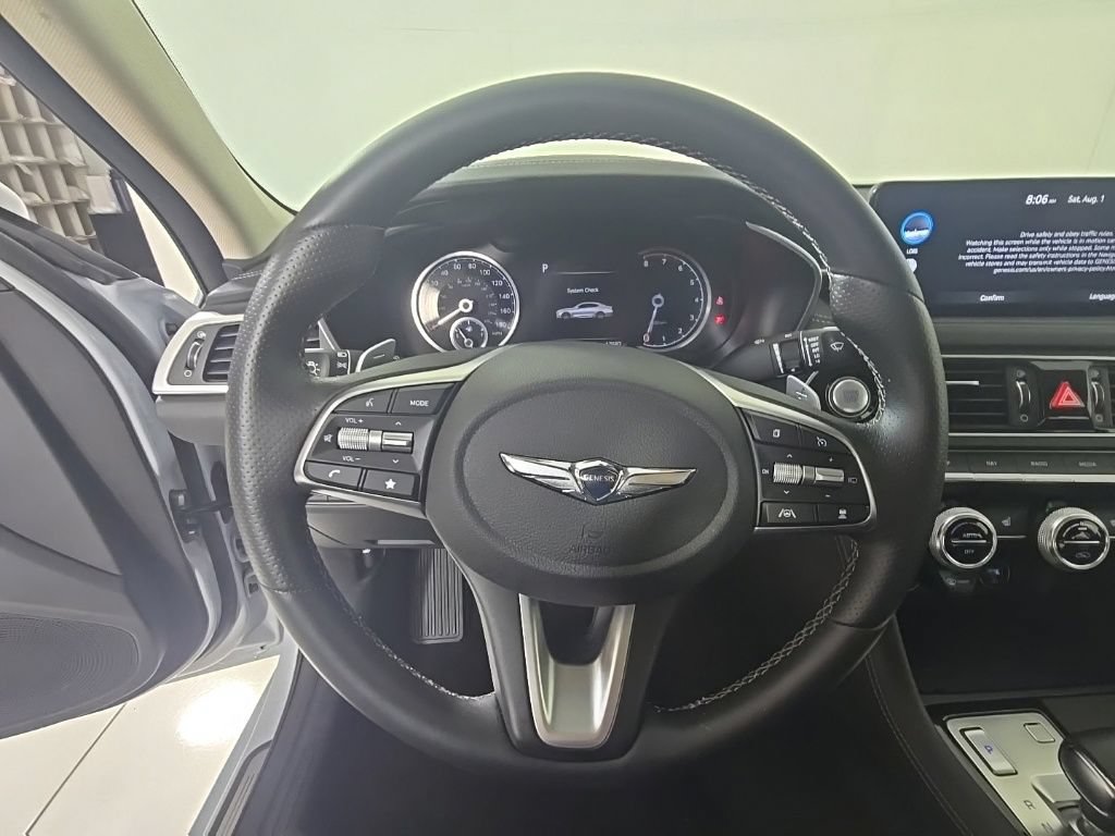 Used 2023 Genesis G70 2.0T RWD image 15
