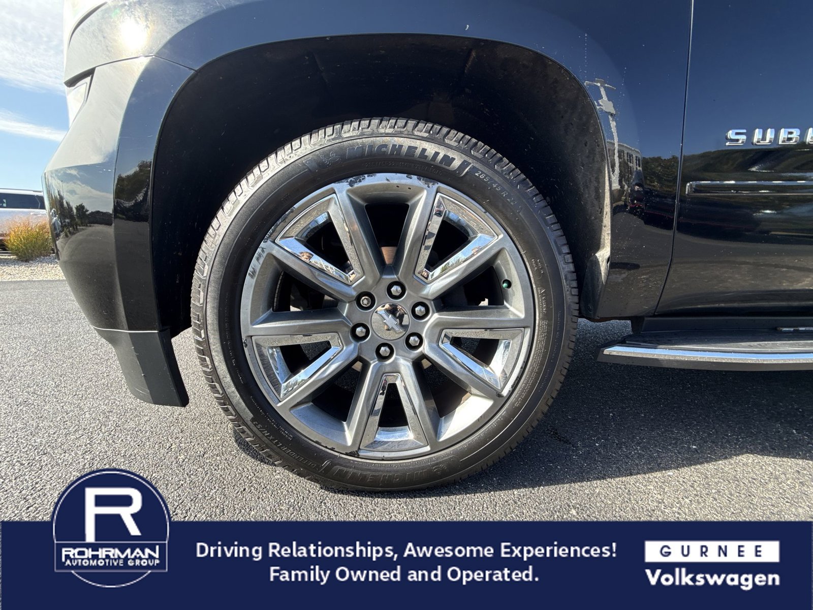 Used 2019 Chevrolet Suburban Premier AWD/4WD image 12