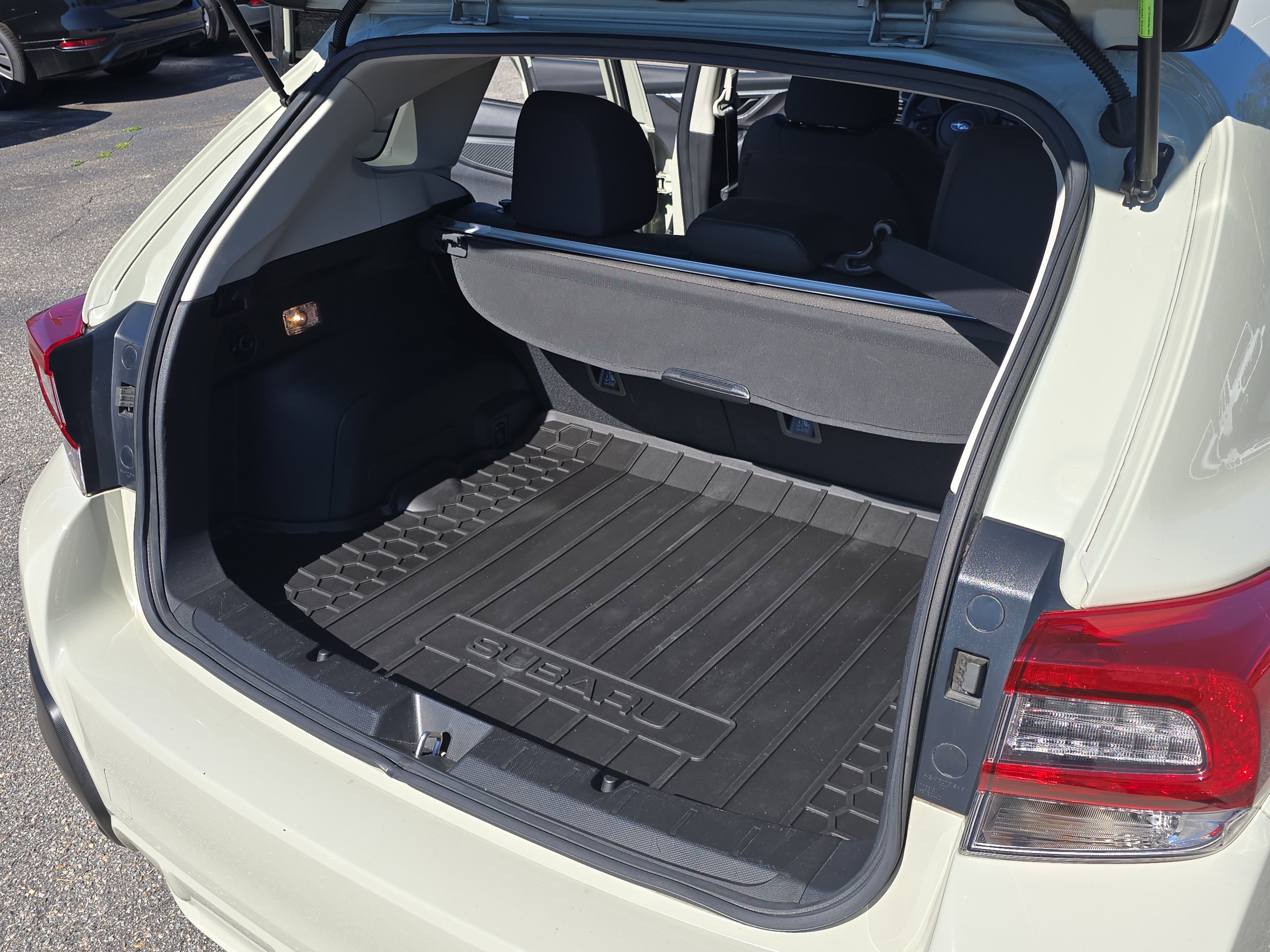 Used 2023 Subaru Crosstrek 2.0i Premium w/ Special Edition image 12