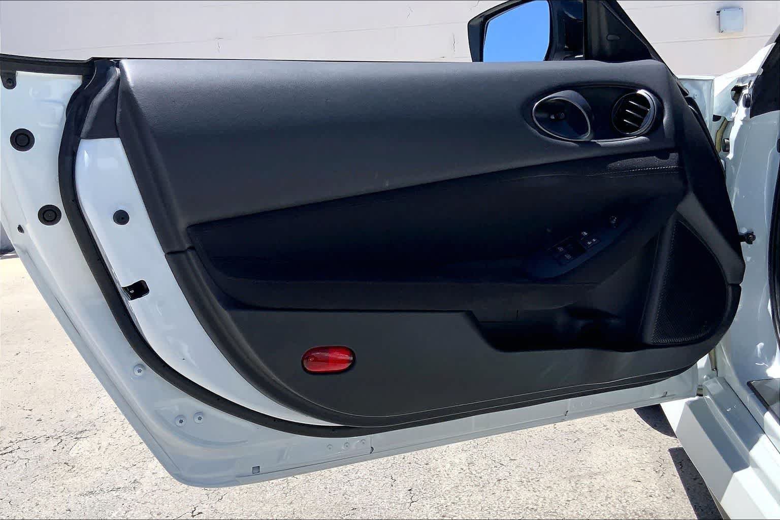 Used 2024 Nissan Z Sport w/ Floor Mat Package RWD image 26