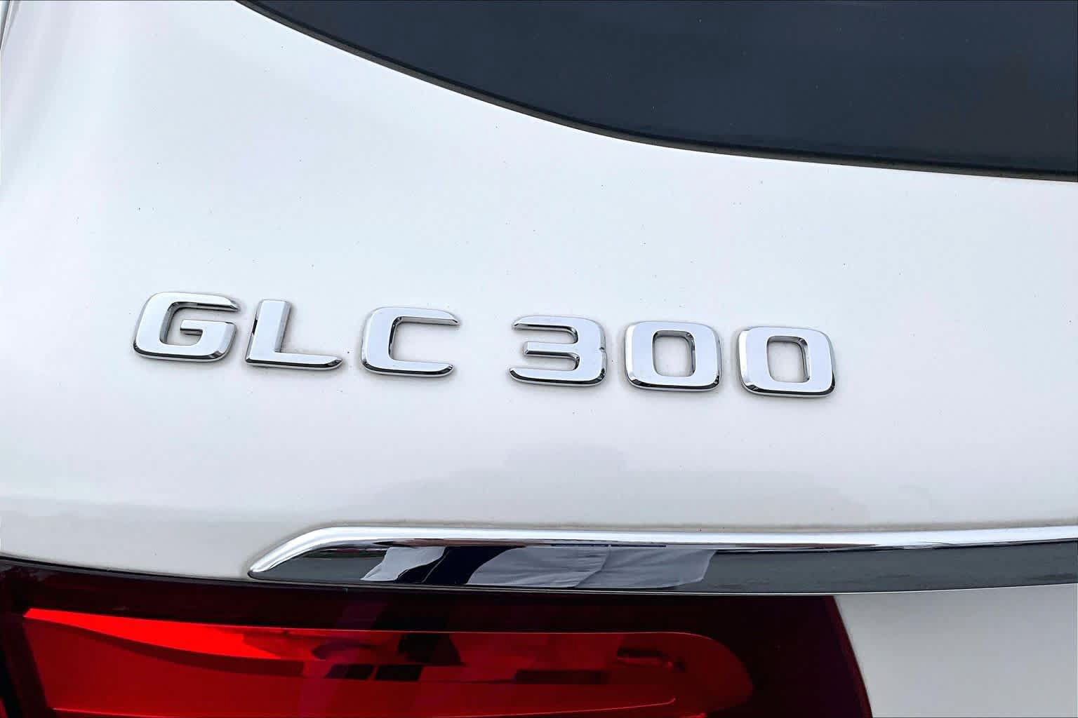 Used 2019 Mercedes-Benz GLC 300 4MATIC image 31