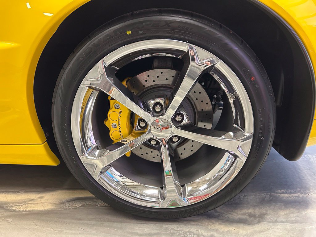 Used 2013 Chevrolet Corvette Grand Sport w/ 4LT Preferred Equipment Group RWD image 18