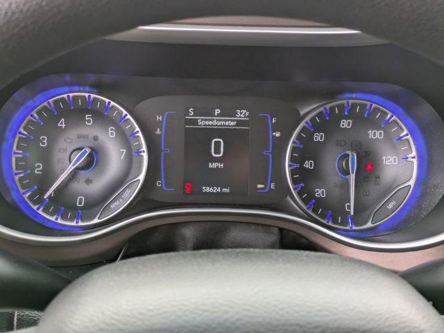Certified 2018 Chrysler Pacifica Touring Plus image 14