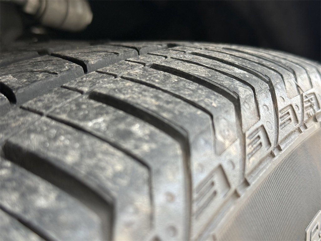 Used 2025 Jeep Grand Cherokee L Summit w/ Advanced Protech Group IV image 22