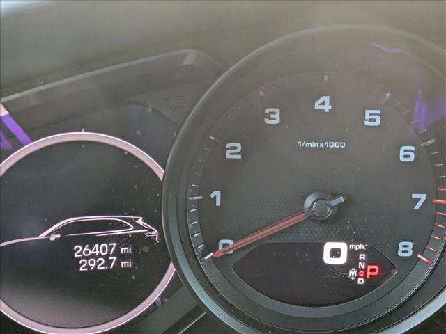 Used 2022 Porsche Cayenne image 11