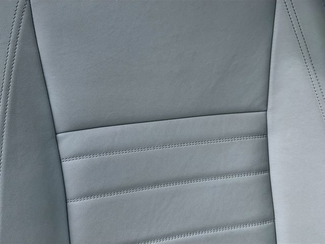 Used 2017 Toyota Camry XLE FWD image 19