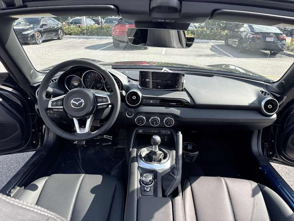 New 2026 MAZDA MX-5 Miata RF Grand Touring RWD image 33