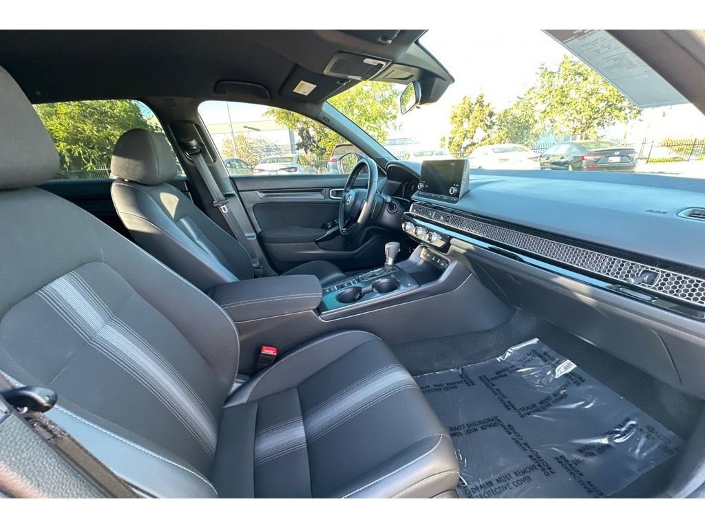 Certified 2025 Honda Civic Sport image 18