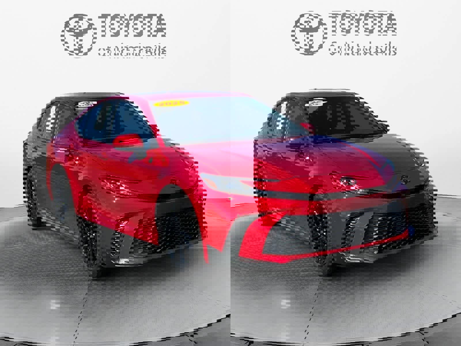 Used 2025 Toyota Camry SE image 8