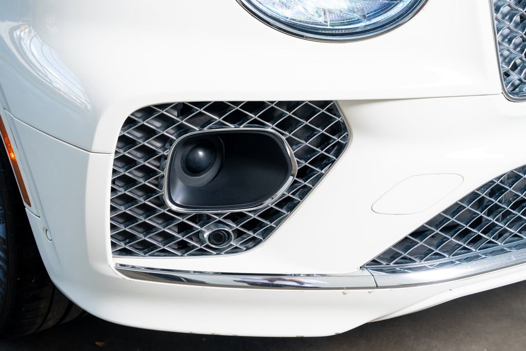 Used 2021 Bentley Bentayga image 20