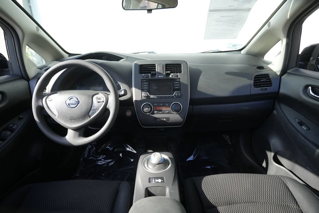 Used 2017 Nissan Leaf S w/ Charge Package FWD image 35