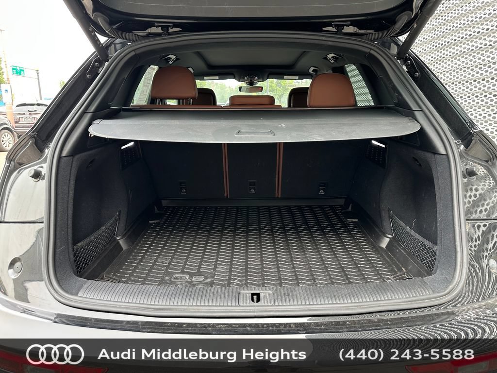 Certified 2023 Audi Q5 2.0T Premium Plus w/ Premium Plus Package AWD/4WD image 42