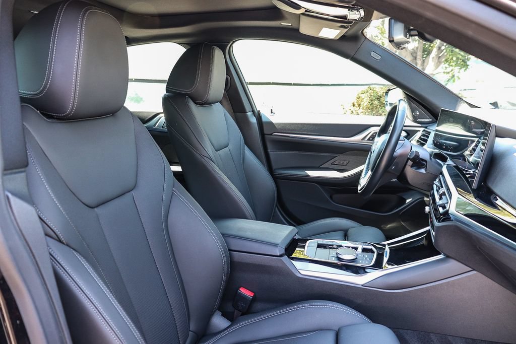 Used 2023 BMW i4 eDrive40 RWD image 16