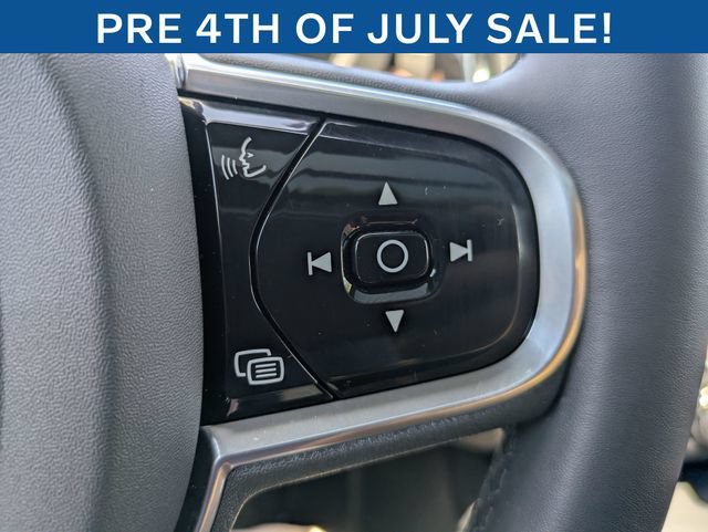 Certified 2023 Volvo XC60 B6 Ultimate w/ Protection Package Premier AWD/4WD image 18