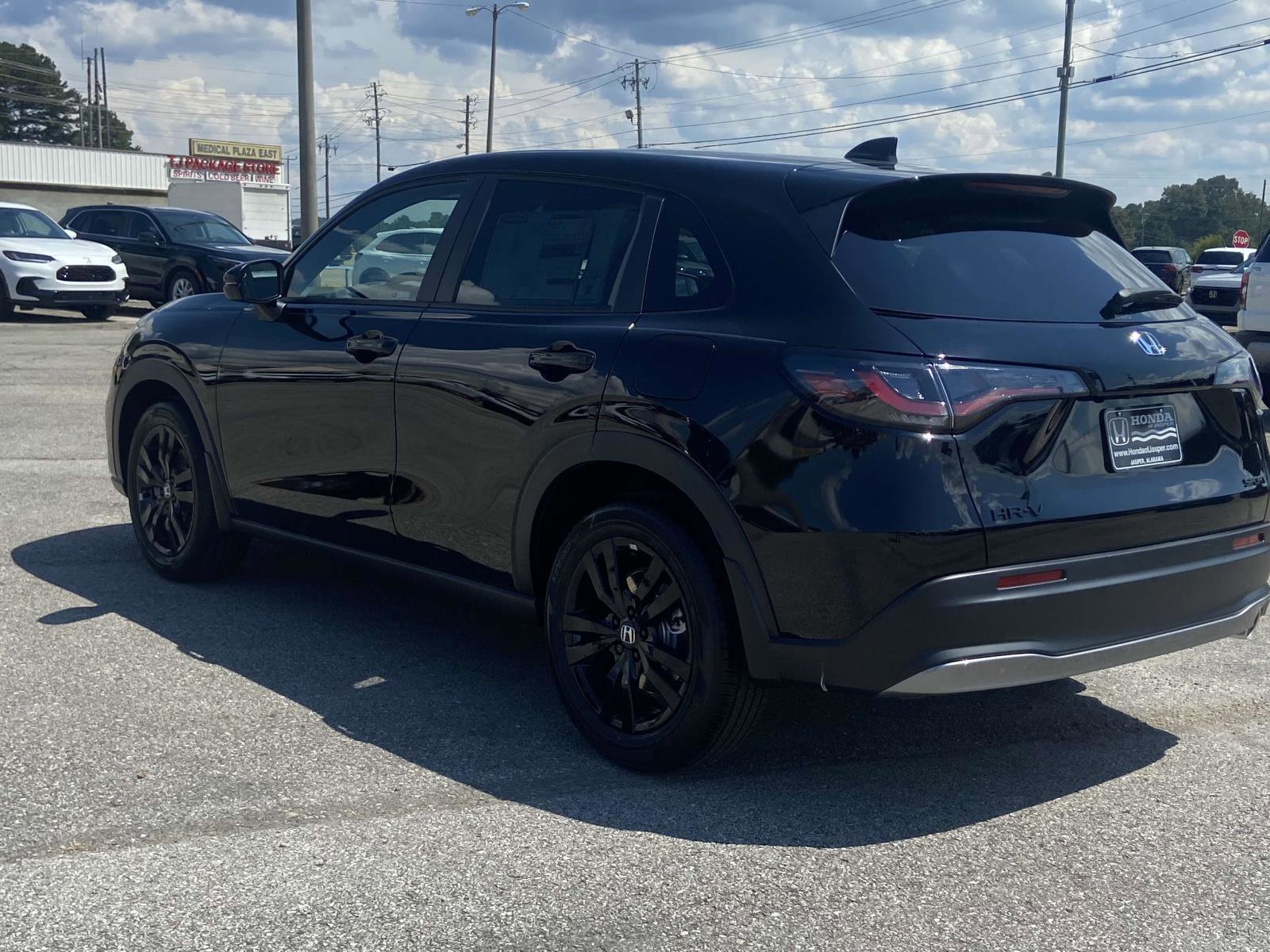 New 2026 Honda HR-V Sport image 4