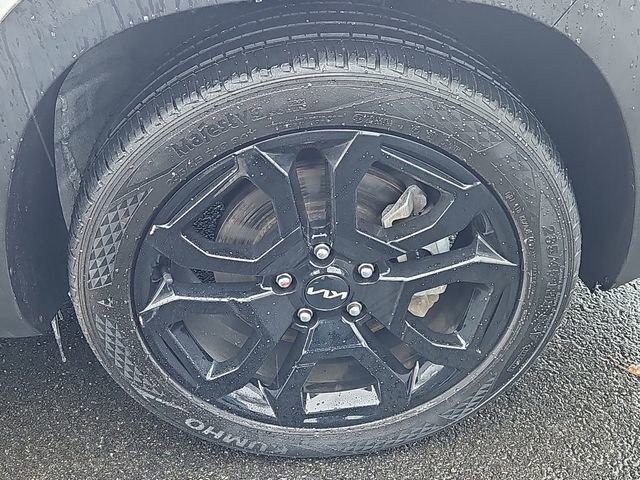 Certified 2024 Kia Seltos X-Line image 10