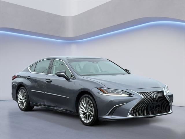Used 2020 Lexus ES 350 Ultra Luxury w/ Accessory Package 2 FWD image 5