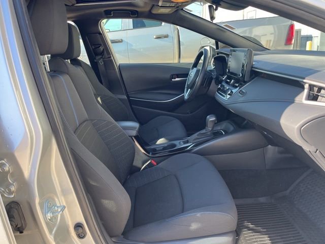 Used 2022 Toyota Corolla SE w/ SE Premium Package FWD image 18