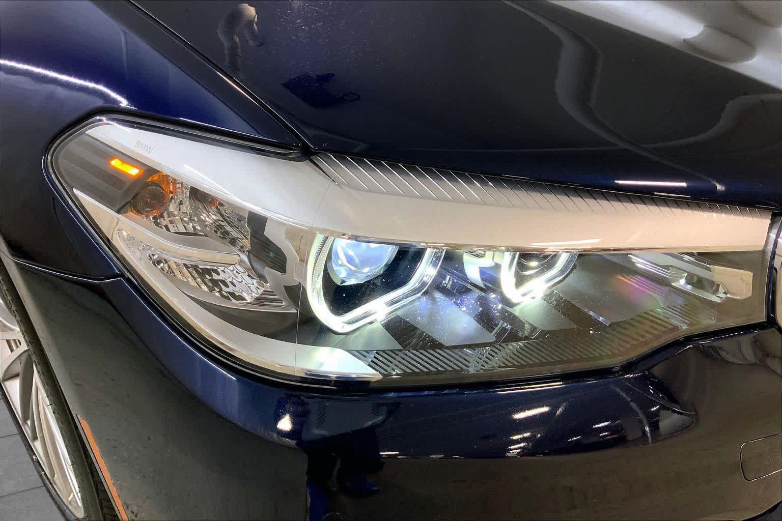 Used 2018 BMW 530i xDrive w/ Premium Package AWD/4WD image 27