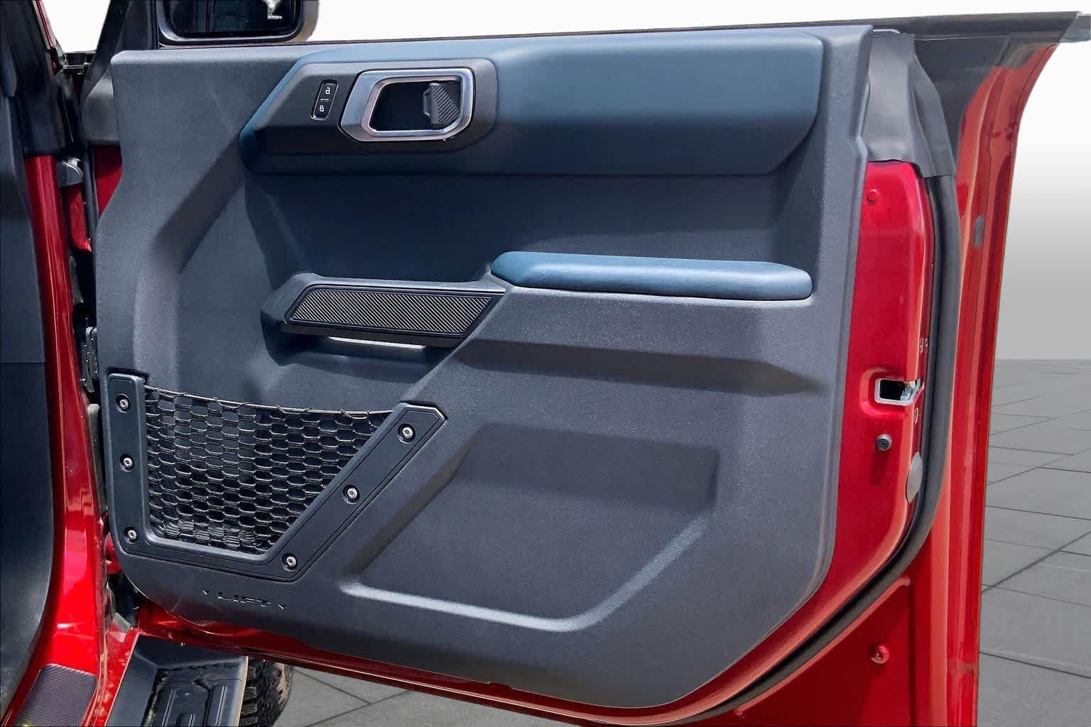 Used 2025 Ford Bronco Heritage Edition AWD/4WD image 22