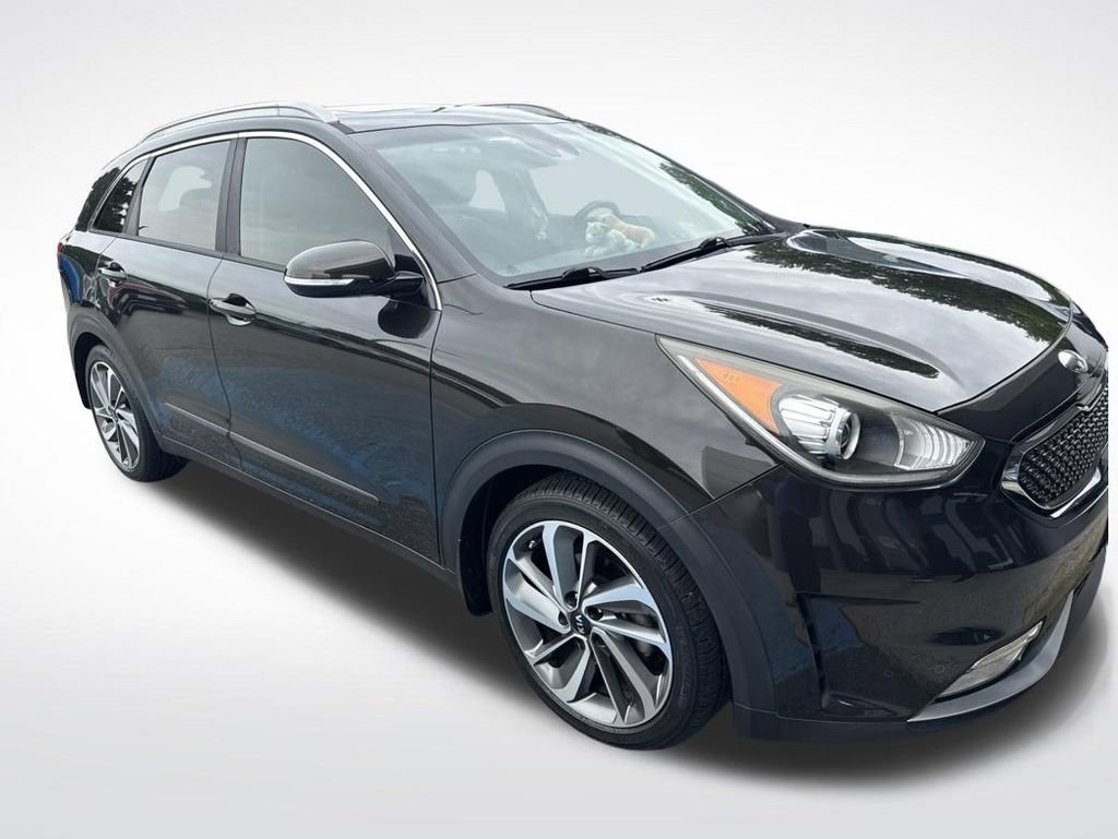 Used 2017 Kia Niro Touring w/ Advanced Technology Package FWD image 4