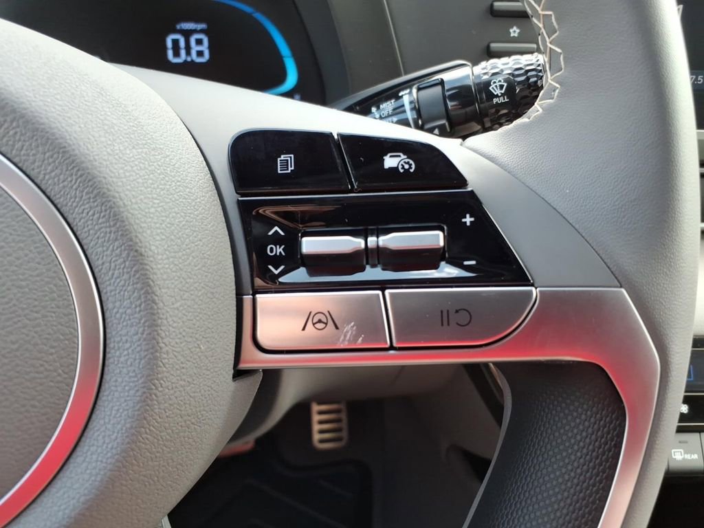 New 2026 Hyundai Elantra Sport FWD image 18