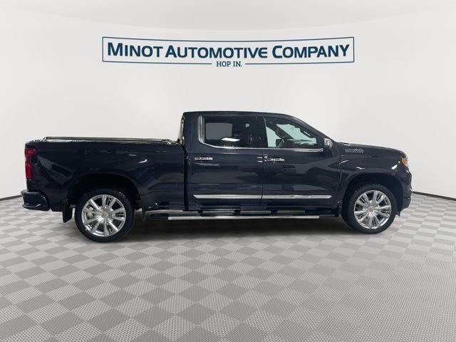Used 2024 Chevrolet Silverado 1500 High Country w/ Technology Package image 9