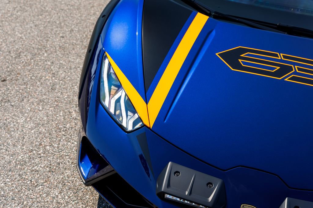 Used 2023 Lamborghini Huracan Sterrato image 40