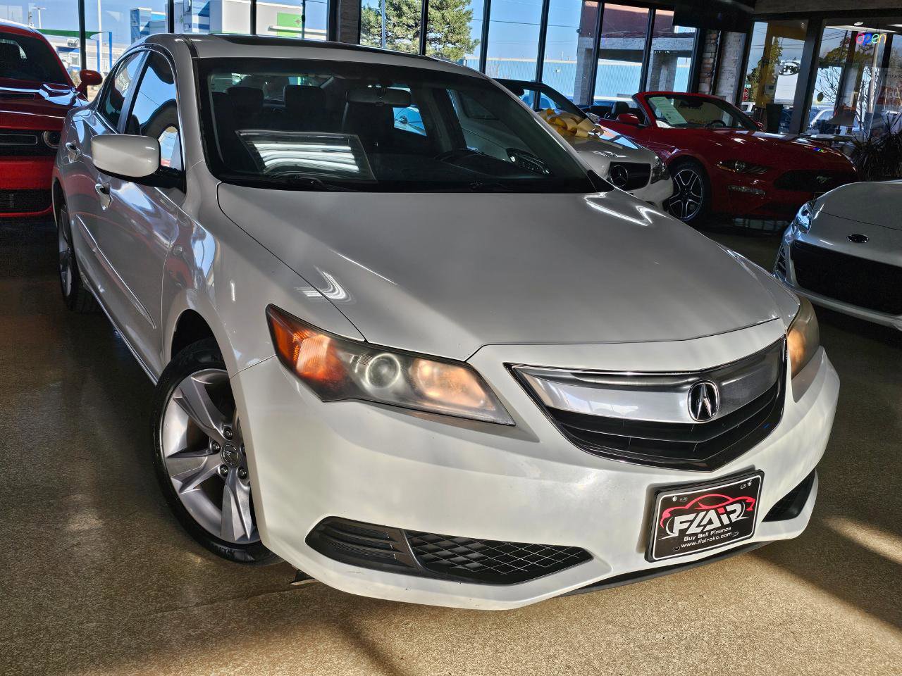 Used 2015 Acura ILX 4dr Sdn 2.0L FWD image 1