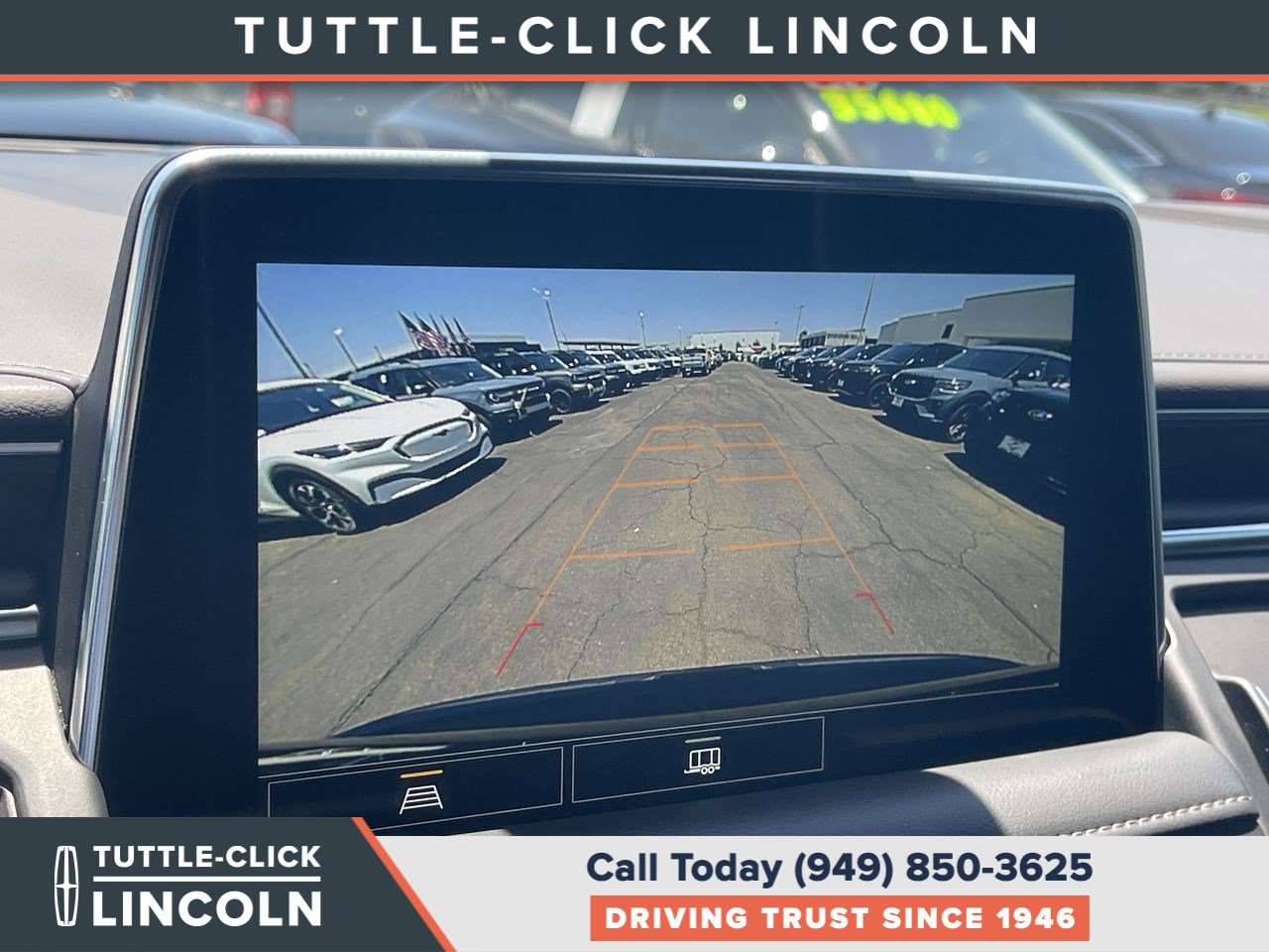 Used 2021 Chevrolet Tahoe Z71 AWD/4WD image 29