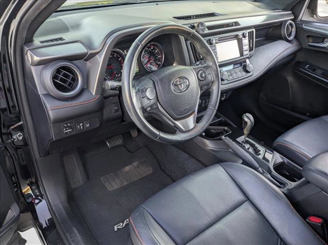 Used 2017 Toyota RAV4 SE image 9