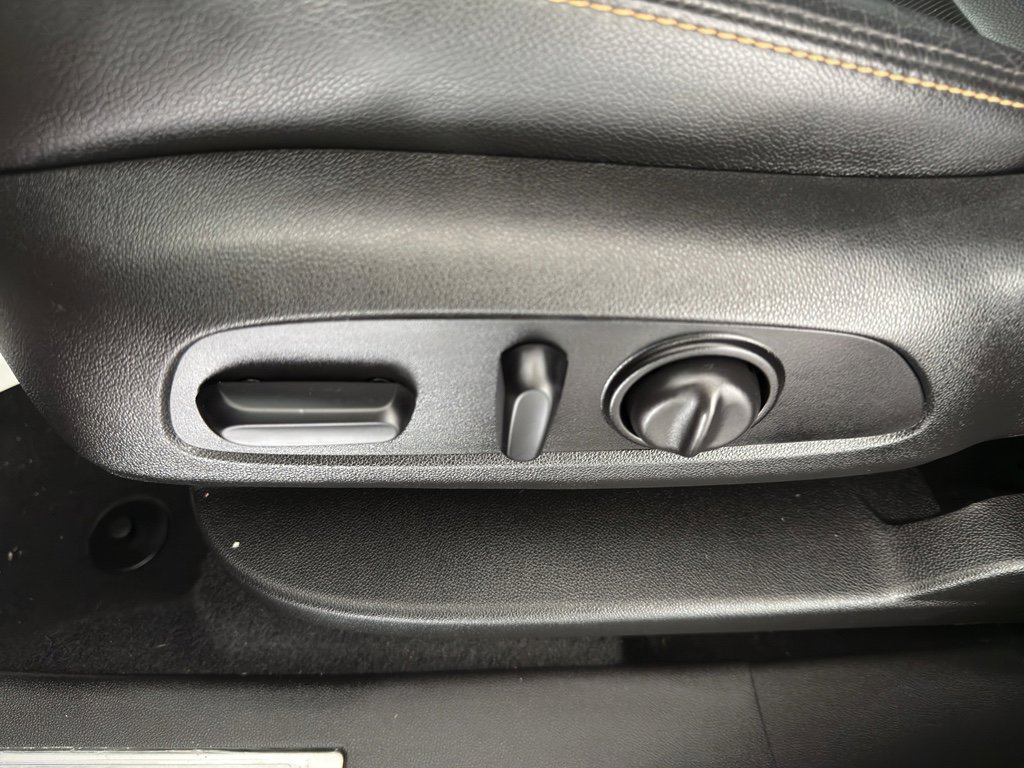 Used 2020 Chevrolet Equinox Premier image 20