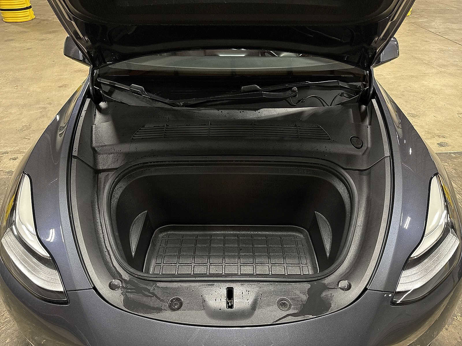 Used 2020 Tesla Model Y Long Range AWD/4WD image 12