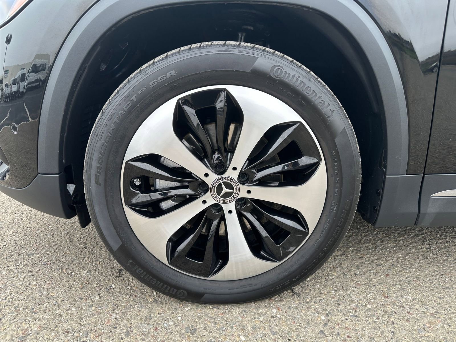 Used 2025 Mercedes-Benz GLA 250 4MATIC image 31