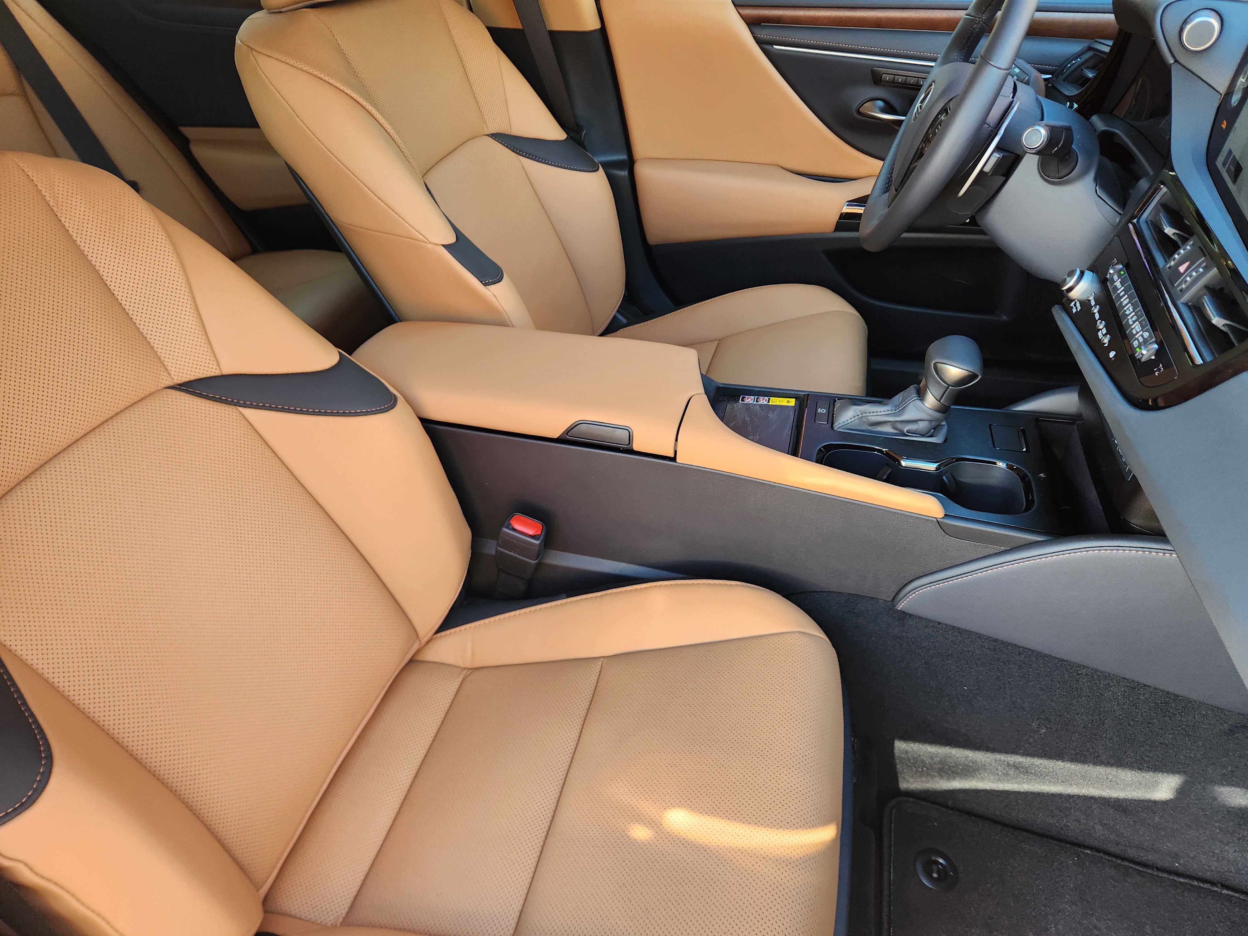 New 2025 Lexus ES 350 w/ Premium Package image 9