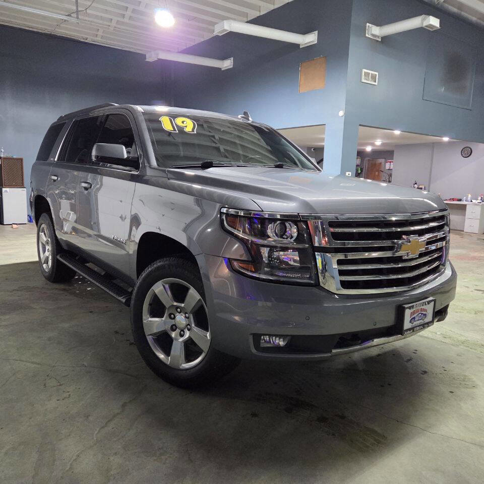 Used 2019 Chevrolet Tahoe LT image 3