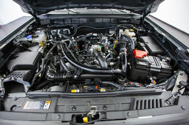 Used 2024 Ford Bronco Outer Banks AWD/4WD image 13