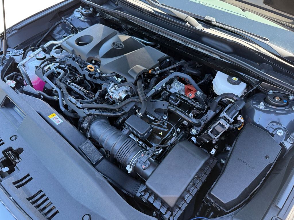 Used 2025 Toyota Camry SE FWD image 30