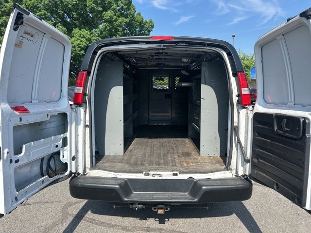 Used 2021 Chevrolet Express 2500 w/ Driver Convenience Package image 17