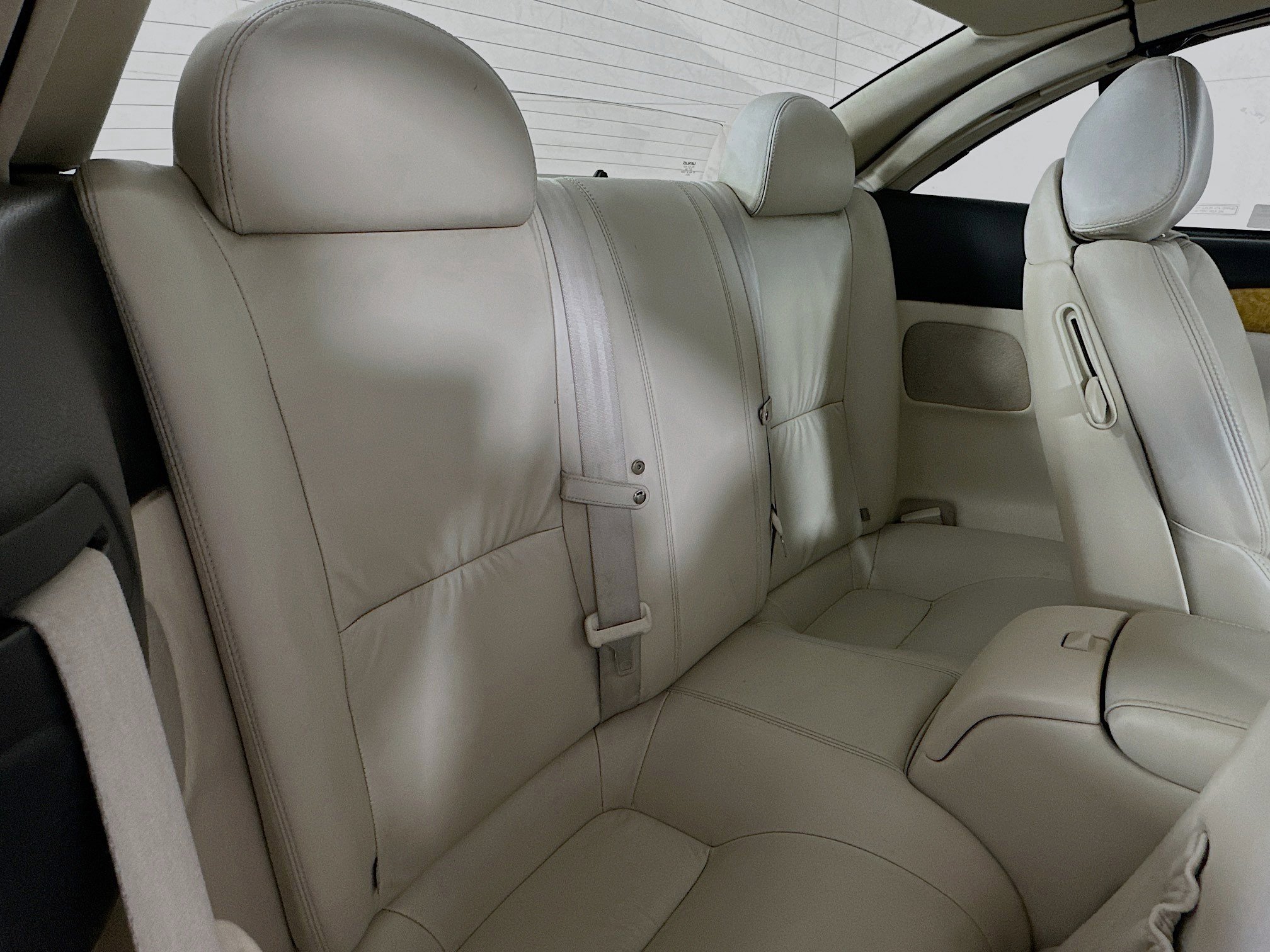 Used 2004 Lexus SC 430 Convertible image 24