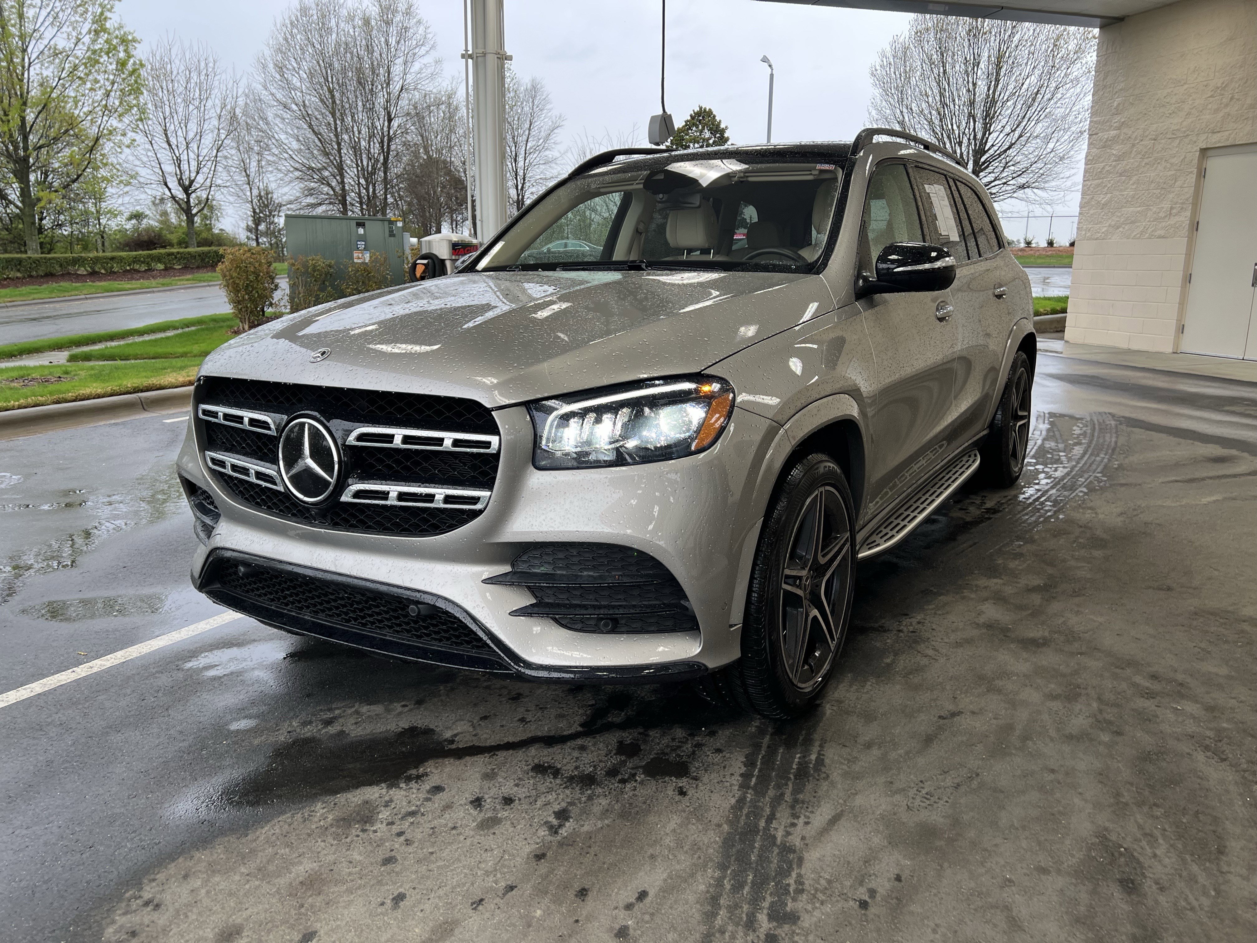 Used 2022 Mercedes-Benz GLS 450 4MATIC image 5