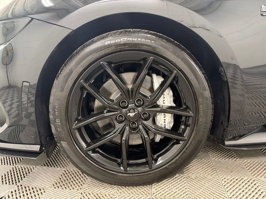 Used 2025 Ford Mustang GT Premium image 12