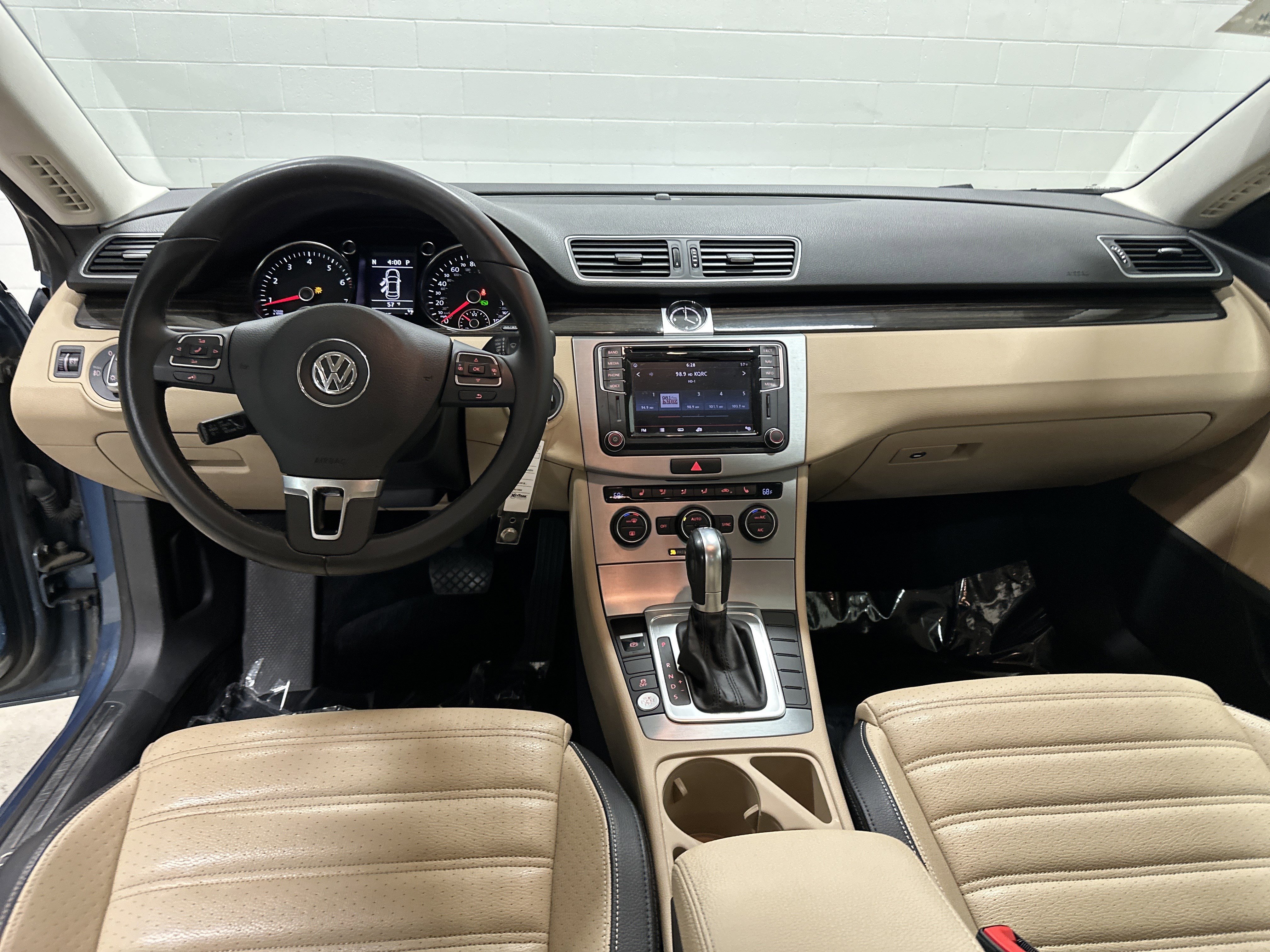 Used 2017 Volkswagen CC Sport image 29